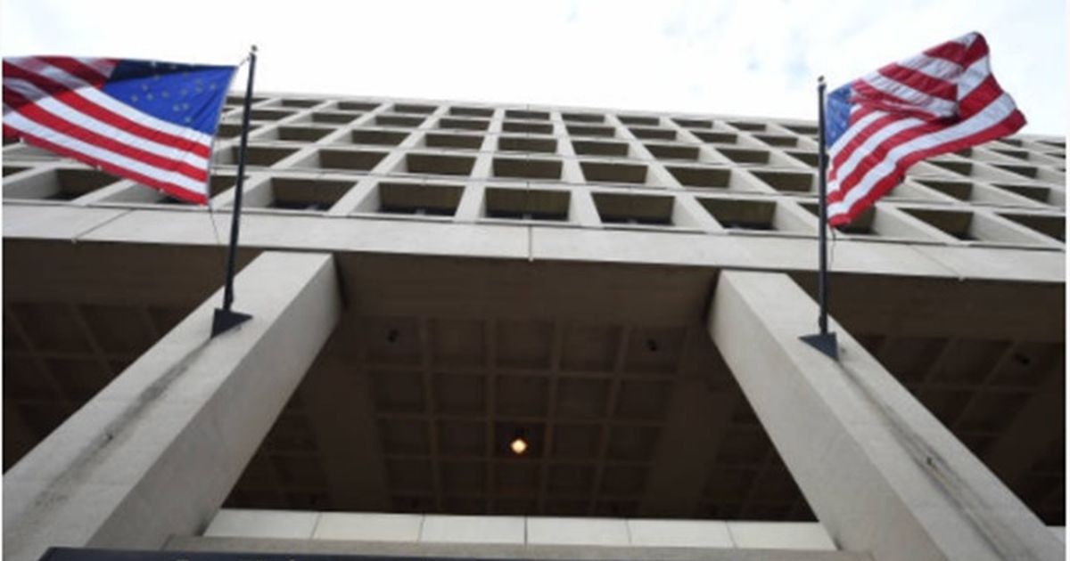 اتهامات لموظفين في “إف بي أي” بتدمير كبير للأدلة بشكل … اتهامات لموظفين في “إف بي أي” بتدمير كبير للأدلة بشكل …