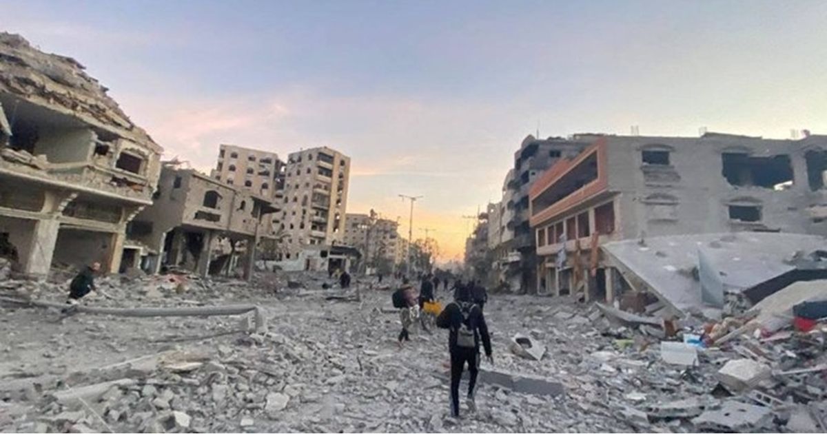 عودة النازحين إلى مخيم جباليا تكشف عن دمار هائل (شاهد) …