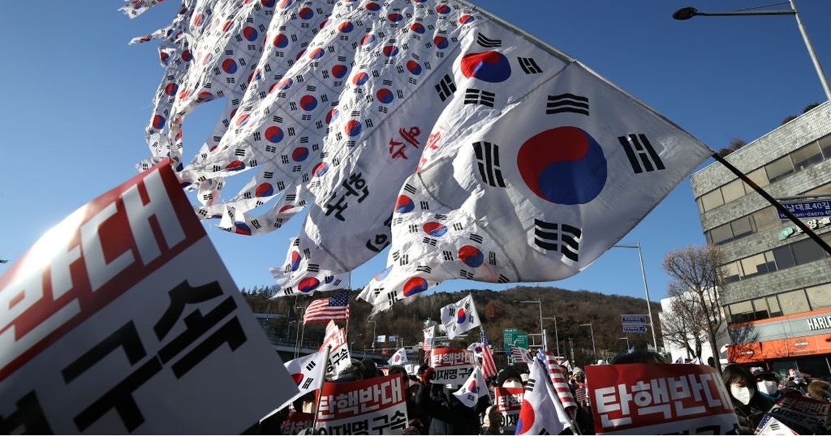 كوريا الجنوبية تقرر إجراء انتخابات رئاسية مبكرة في هذا …