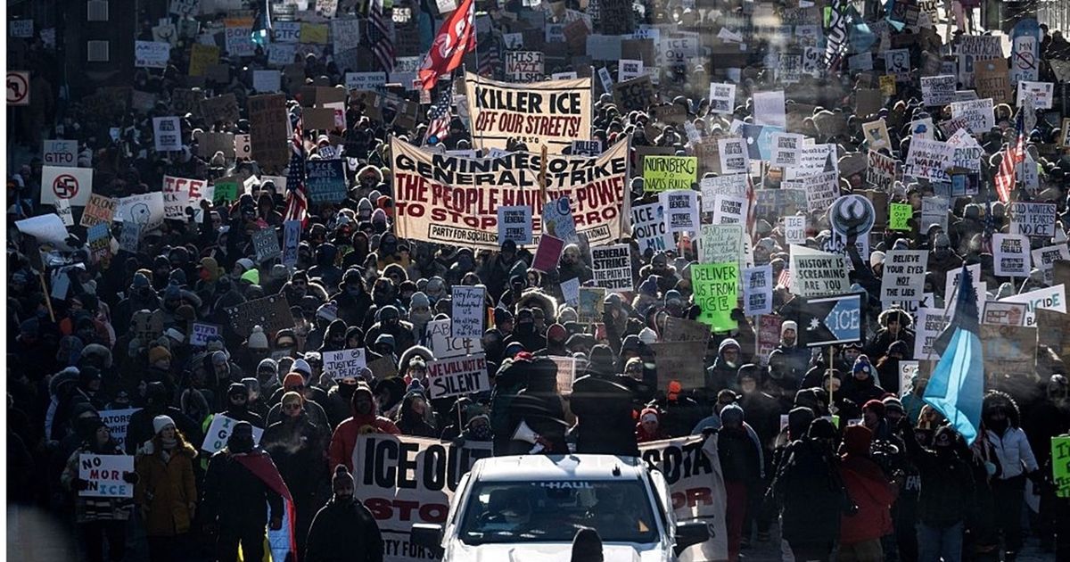 مداهمات الهجرة الأمريكية تدفع عرب مينيابوليس إلى العيش...