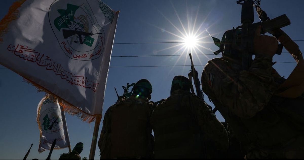 ماذا وراء الحديث عن “نزع سلاح المقاومة” كشرط لوقف الحرب … ماذا وراء الحديث عن “نزع سلاح المقاومة” كشرط لوقف الحرب …