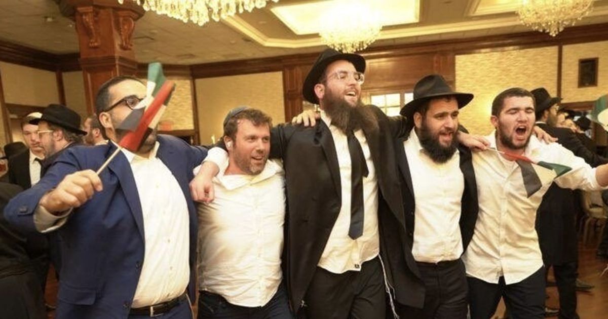 الإمارات تعلن تفاصيل حكم الإعدام بحق 3 متهمين بقتل حاخام …