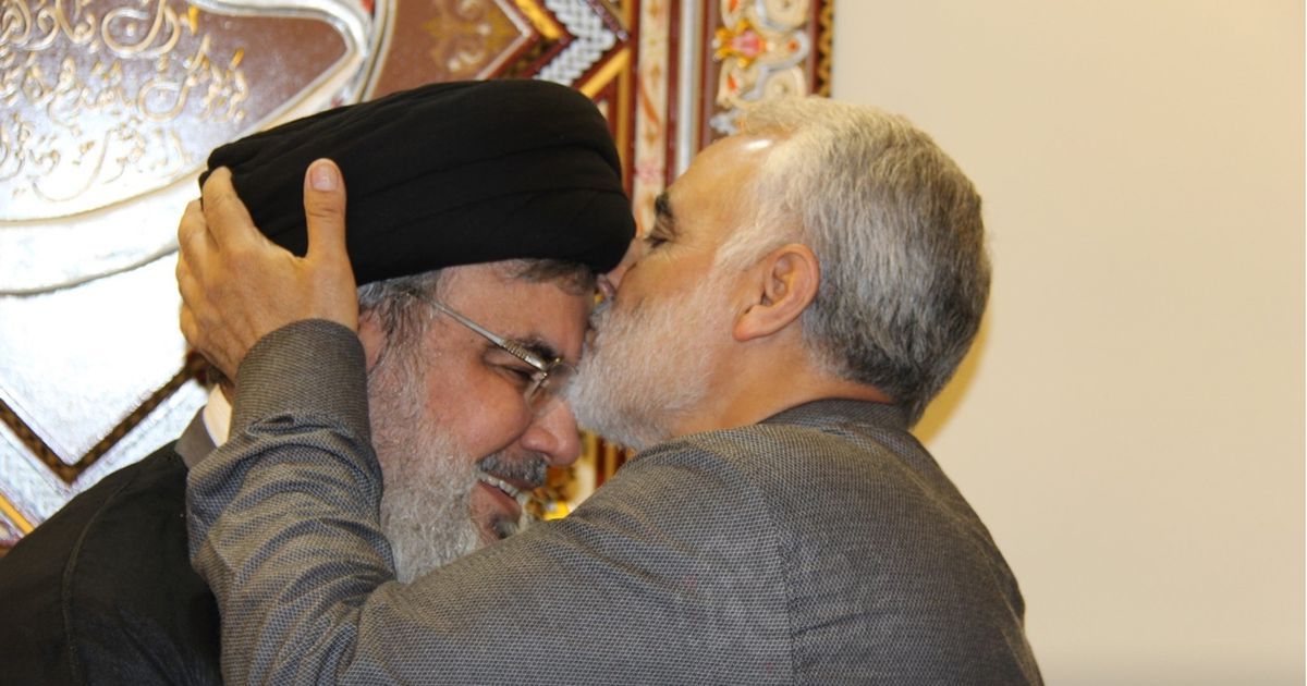 صورة فريدة تجمع بين نصر الله وقاسم سليماني خلال لقاء تم … صورة فريدة تجمع بين نصر الله وقاسم سليماني خلال لقاء تم …