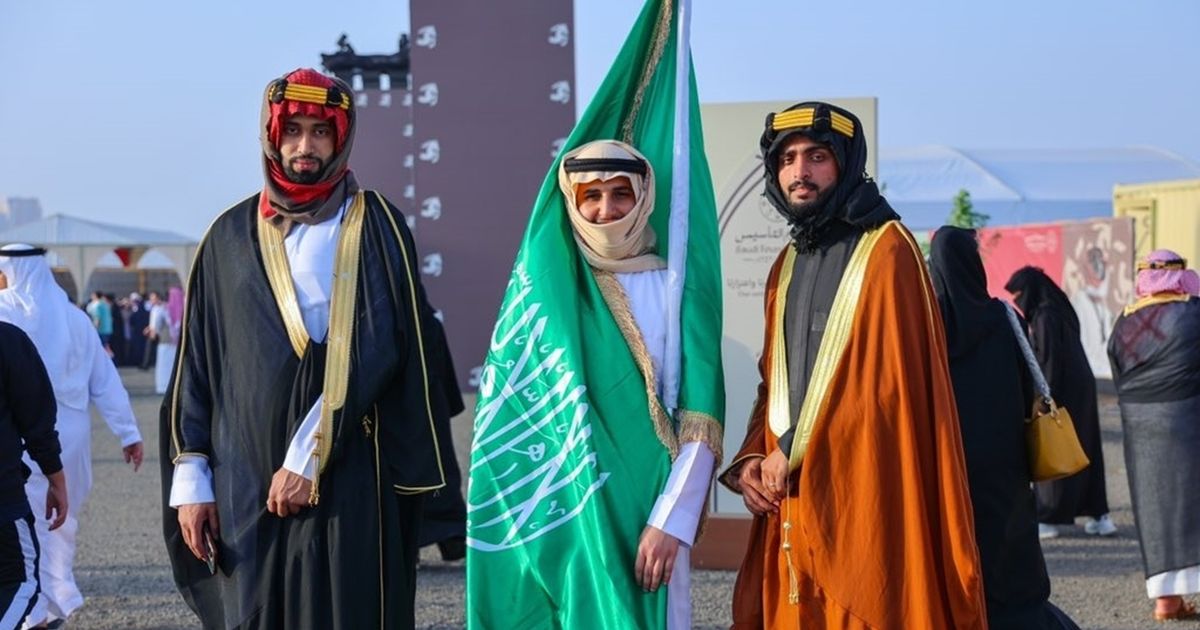 جدل بعد نشر حسابات سعودية شهيرة خرائط “توسعية” للمملكة.. …