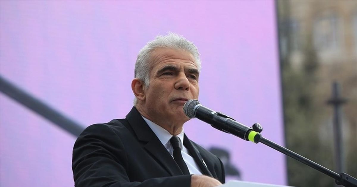 لابيد ينتقد نتنياهو بعد استئناف العدوان على غزة.. “معظم …