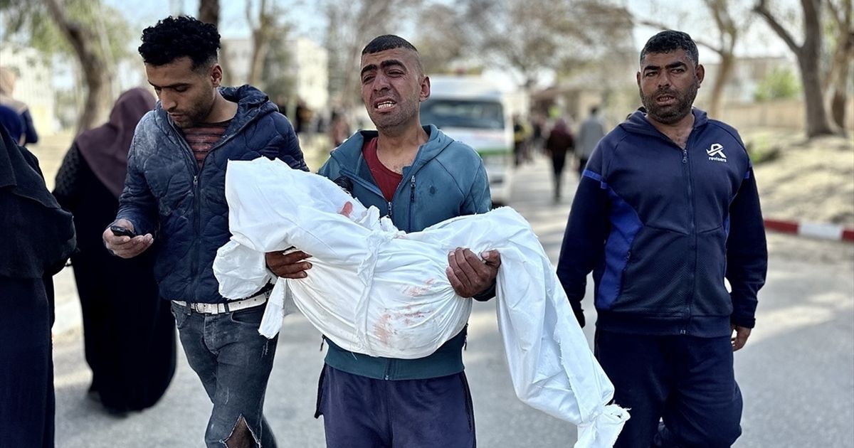 ما بين إجرام الأعداء وخذلان “الحلفاء”.. أيهما أشد ايلاما …