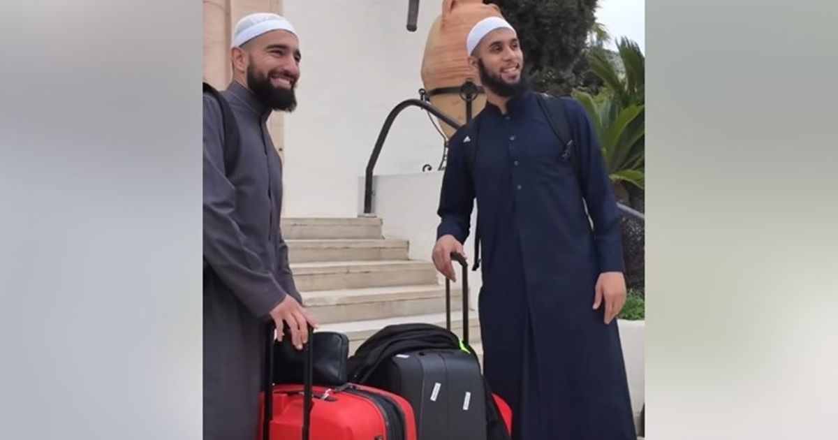 من “الدُّمية فلّة” إلى “اللباس الأفغاني” …