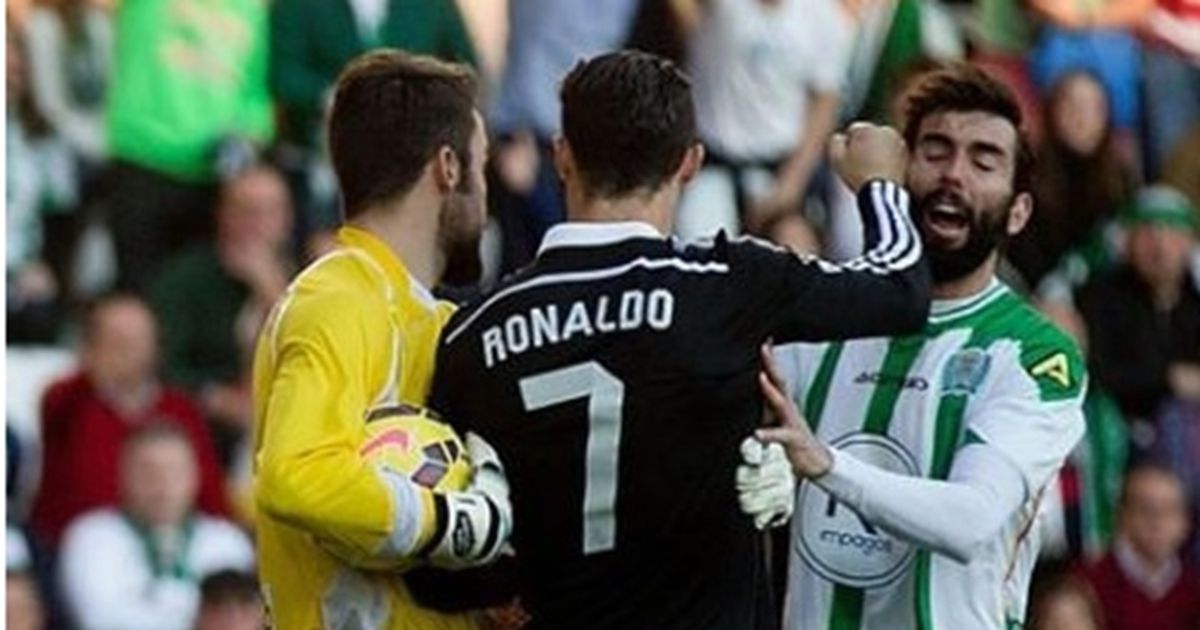 واقعة مثيرة عام 2015.. لاعب طلب منه الصمت بعد اعتداء …