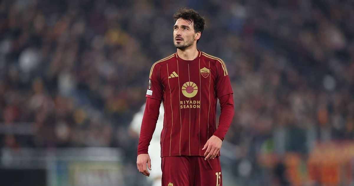 هوملز يعلن عن موعد اعتزاله كرة القدم …