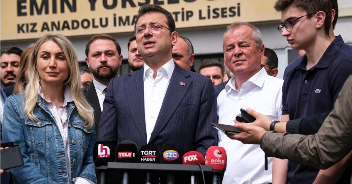 أول ظهور لرئيس بلدية إسطنبول داخل السجن.. وزوجته تعلق …