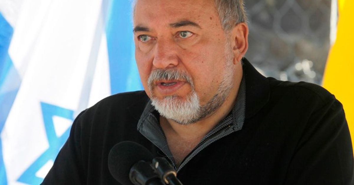 ليبرمان يهاجم مصر ويدعو لتهجير أهالي قطاع غزة إلى سيناء …