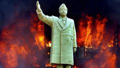 تمثال صدام حسين