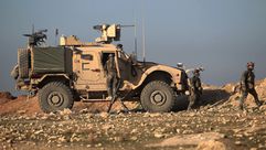 قوات أمريكية خاصة تعمل مع القوات العراقية بالقرب من الموصل - أ ف ب