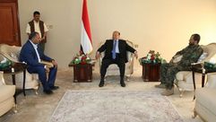 الرئيس اليمني هادي و رئيس المجلس الانتقالي عيدروس الزبيدي