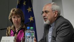 وزير الخارجية الإيراني وكاثرين أشتون في مفاوضات النووي - أ ف ب