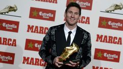 ليونيل ميسي يفوز بجائزة أفضل هداف في الدوري الإسباني للمرة الثالثة - أ ف ب
