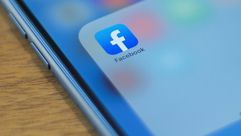 "فيسبوك" تعتذر بعد اشتكاء موظفين سود من التحيز في الشركة
