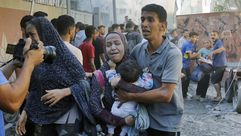 مصابين فلسطينيين في قصف الاحتلال- الأناضول