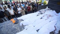 أهالي غزة لا يستيطعون دفن شهدائهم -الاناضول