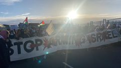 احتجاج شركة إيه بي إي في للأسلحة- روشتسر بريطانيا- بسب طائرات إسرائيل غزة- إكس
