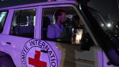 الصليب الأحمر نقل الدفعة الأخيرة عبر معبر رفح وسلمها للجانب المصري- إعلام القسام