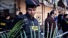 شرطي مصري - الفرنسية