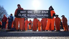 نشطاء يحتجون على بقاء معتقل غوانتانامو مفتوحا ـ أ ف ب