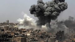 غارة جوية من التحالف الدولي في الموصل - أ ف ب