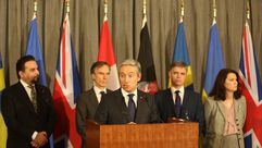 وزراء خارجية كندا السويد افغانستان بريطانيا اوكرانيا لطلب تعويضات من ايران جيتي