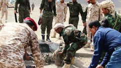 قصف حوثي على معسكر الجيش اليمني في مارب سبوتنيك
