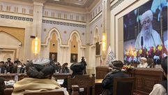 رئيس حكومة طالبان محمد حسن اخوند آخوند في مؤتمر صحفي حوال الاقتصاد - حساب الامارة الاسلامية تويتر
