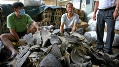 زعانف اسماك القرش معروضة للبيع في سوق للاسماك بهونغ كونغ - ا ف ب