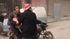 قصف النظام السوري على الغوطة الشرقية - قرب مدرسة 13-12-2015 - (15)