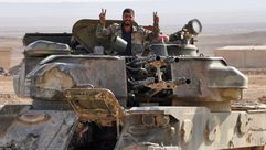 جندي من قوات النظام السوري في دير الزور - أ ف ب