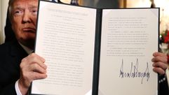 توقيع ترامب على قرار نقل السفارة جيتي