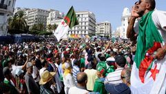 الجزائر  مظاهرات  (أنترنت)