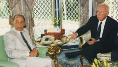 لقاء بين الملك الحسن الثاني ورئيس وزراء الاحتلال الراحل إسحق رابين- أرشيفية