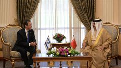 ملك البحرين و اسحاق هيرتسوغ رئيس دولة الاحتلال الاسرائيلي- الاناضول