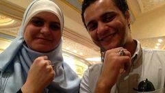 مصعب مع شقيقته حبيبة التي قضت في فض اعتصام رابعة برصاص الأمن المصري - تويتر