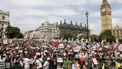 مسيرة في بريطانيا لدعم الفلسطينيين أثناء حرب غزة 2014 أ ف ب
