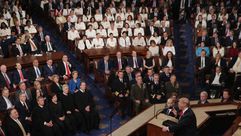 ترامب برلمانيات باللباس الأبيض خطاب الاتحاد - جيتي