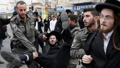 الحريديم يتظاهرون ضد التجنيد الاجباري في اسرائيل