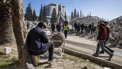 كثير من السوريين يفكرون بالعودة إلى سوريا بعد موت عائلاتهم بالزلزال- الأناضول