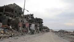 الدمار في أطراف مخيم الشاطئ للاجئين- الأونروا