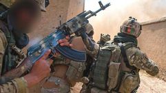 جنود افغان عملوا مع القوات البريطانية في افغانستان- بي بي سي