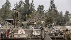 جنود الاحتلال دبابات في غزة- الاناضول