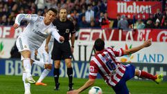 رونالدو يسجل هدف التعادل لفريقه في مرمى اتلتيكو مدريد