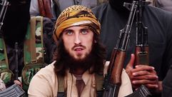 مقاتل فرنسي عرض تنظيم الدولة صورته في أحد إصداراته- يوتيوب