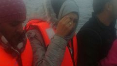 قارب مطاطي - لاجئين من تركيا إلى اليونان قبل بدء تطبيق الاتفاق التركي الأوروبي - عربي21