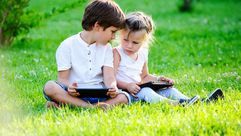 الأطفال والأجهزة الذكية